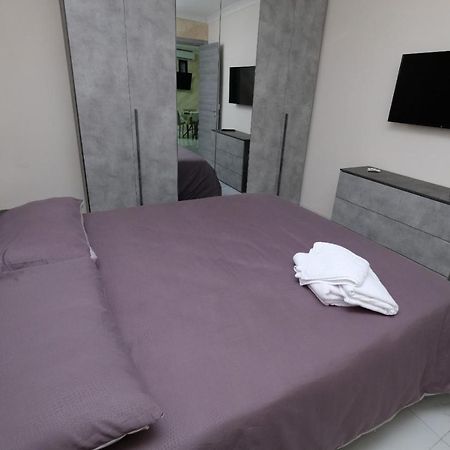 Mg House Apartment เนเปิลส์ ภายนอก รูปภาพ
